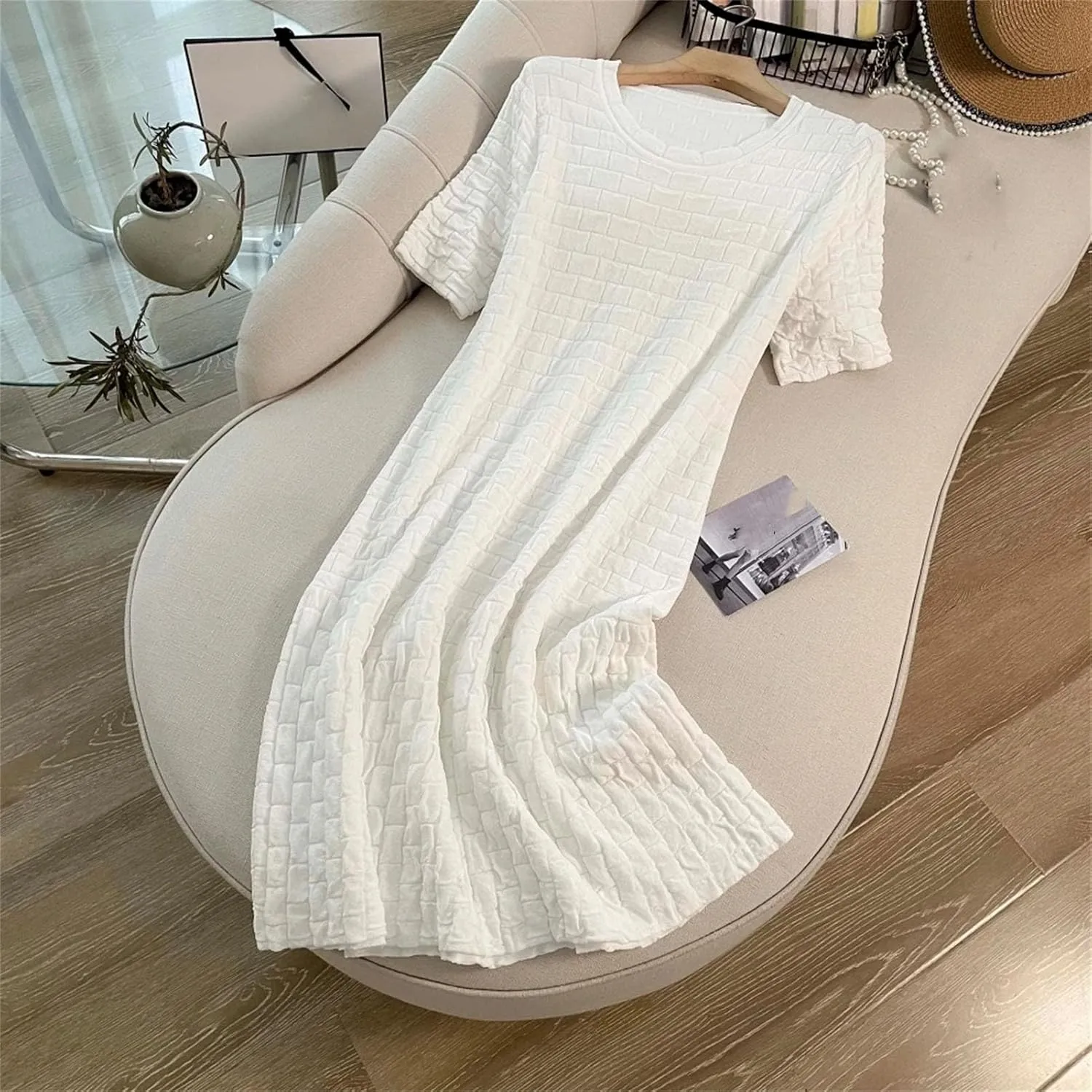 Women's Plaid Knitted Dress - O-Neck Short Sleeve Ruffled Pleated Party Dress